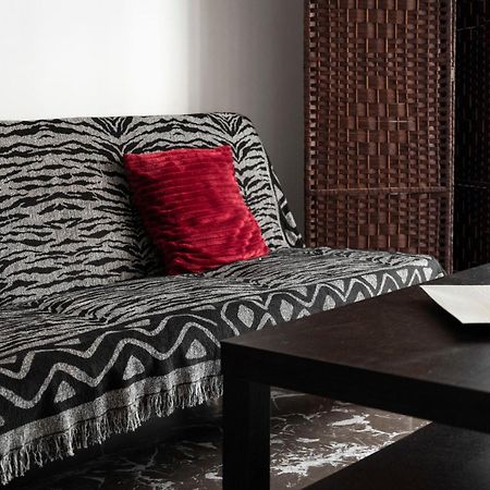 Local Urban Living 2Bd Apartment In أثينا المظهر الخارجي الصورة