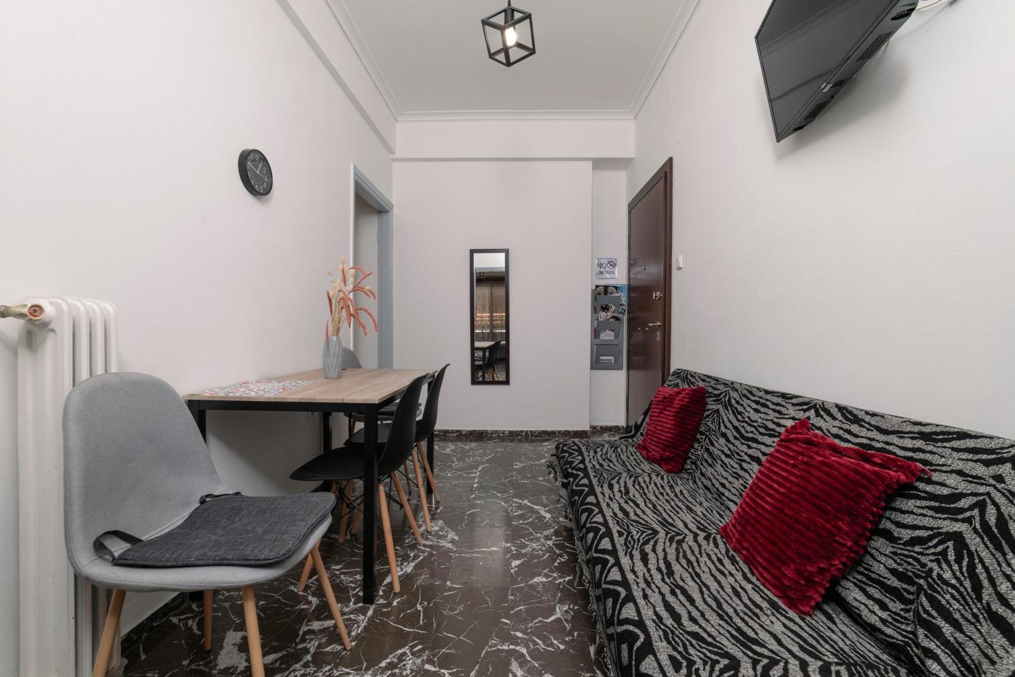 Local Urban Living 2Bd Apartment In أثينا المظهر الخارجي الصورة