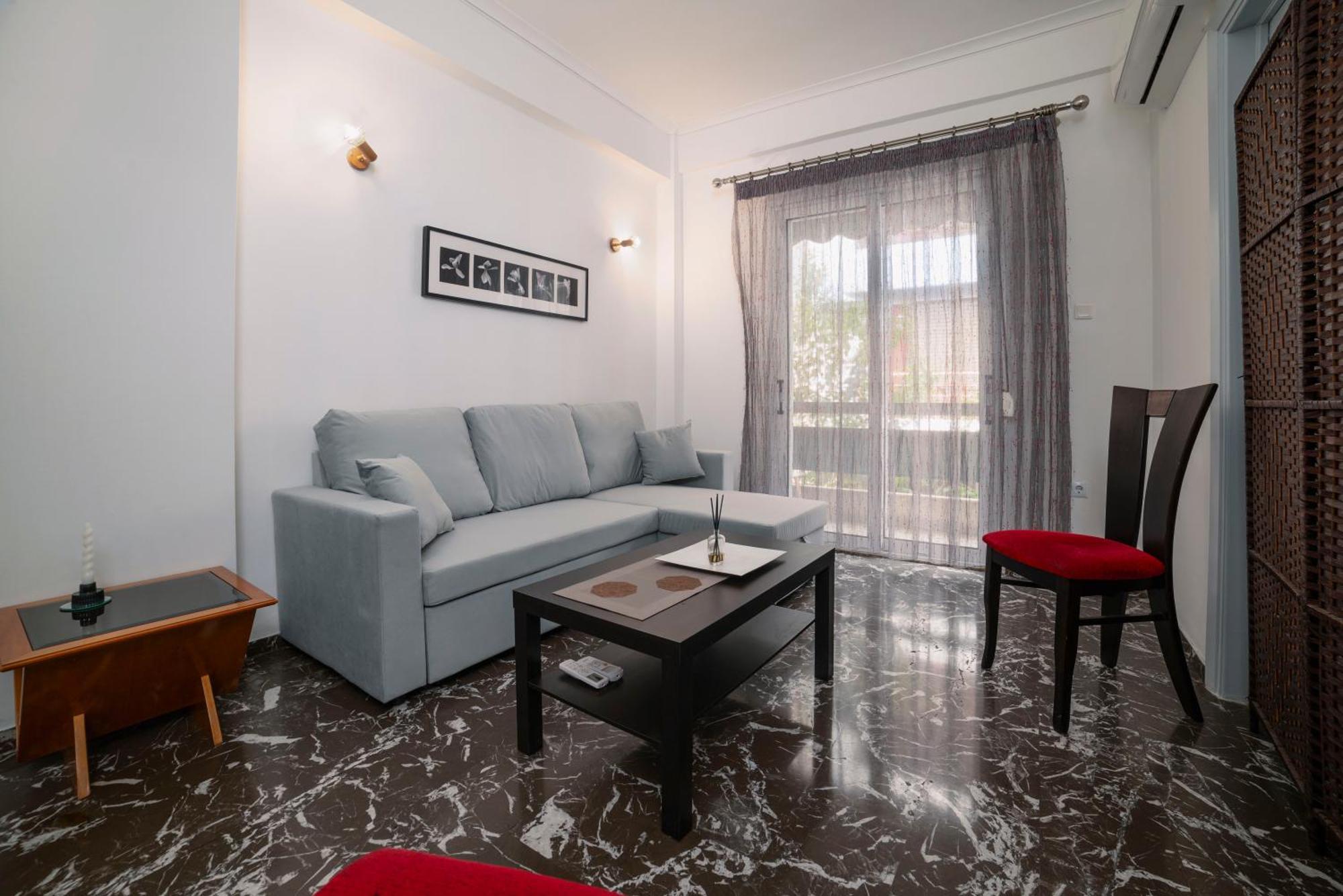 Local Urban Living 2Bd Apartment In أثينا المظهر الخارجي الصورة